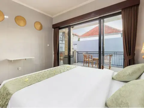 The Tis Guesthouse and Hostel - Photo 4