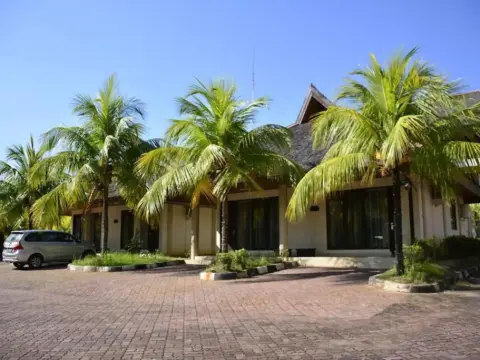 Town House Bukit Damai Indah - Photo 4