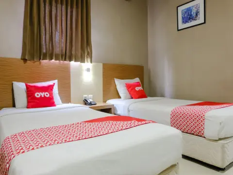 Townhouse OAK Series Style Hotel Jember - Photo 3