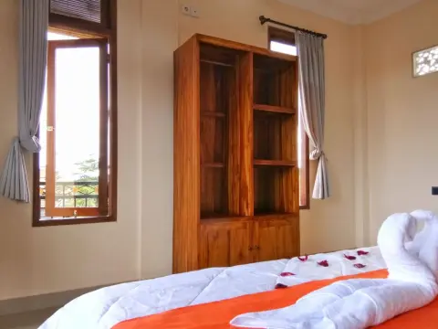 Umah Anila - Photo 4