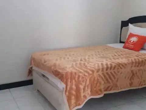 Urban Dagen Hotel - Photo 4