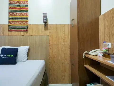 Urbanview Hotel 58 Bintaro by RedDoorz - Photo 3
