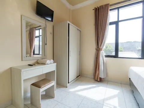 Urbanview Hotel Nugraha Palembang - Photo 3
