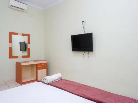 Urbanview Hotel Platinum Parepare - Foto 4