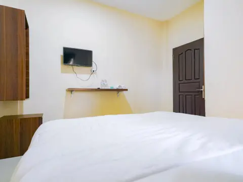 Urbanview Hotel St Faustina Lampung by RedDoorz - Photo 4