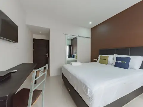 Urbanview Hotel Yoga Palangkaraya by RedDoorz - Photo 1
