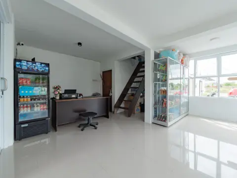 Urbanview Hotel Yoga Palangkaraya by RedDoorz - Photo 3