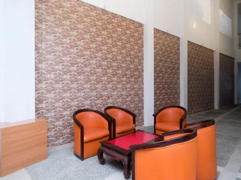Urbanview Syariah Loji Arum Stasiun Klaten by RedDoorz - Photo 4