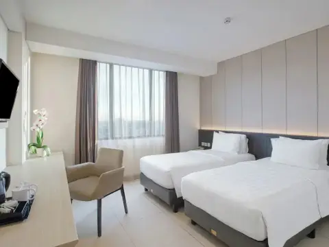 Vasaka Hotel Makassar - Photo 4