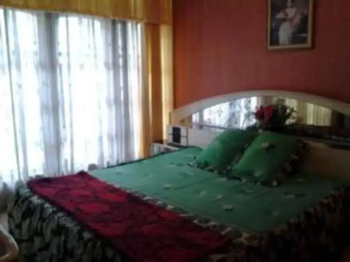 RedDoorz Syariah near Balai Kota Batu