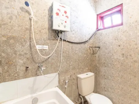 RedDoorz Syariah near Balai Kota Batu - фото 4