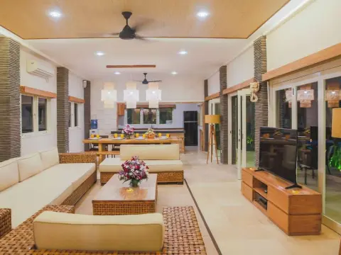 Villa La Luvier - Photo 1