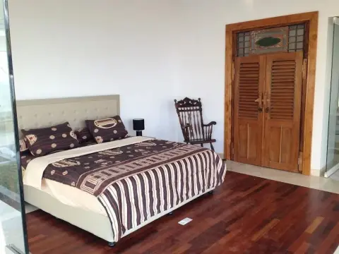 Villa Pantai Lovina - Photo 2