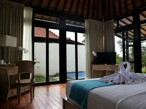Vrindavan Ubud Villa - Photo 2