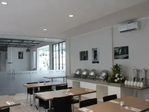 YPPI Homestead - Photo 2