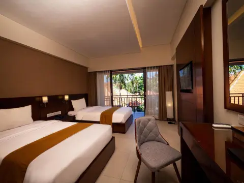 Yulia Beach Inn Kuta - Photo 2