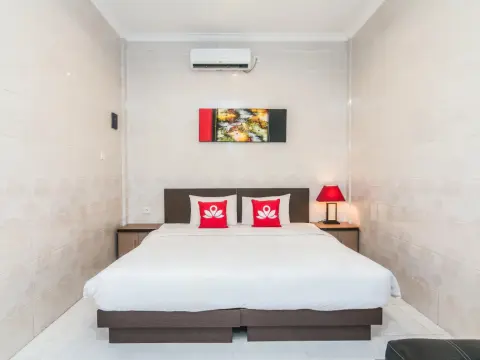 ZEN Rooms Basic Kuta Tegal Wangi - Photo 2