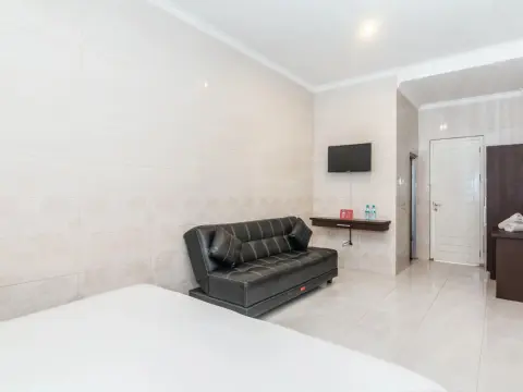 ZEN Rooms Basic Kuta Tegal Wangi - Photo 3