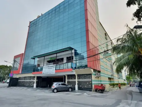 ZEN Rooms Basic Near Sunter Mall - Photo 1