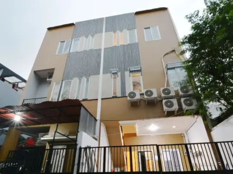 ZEN Rooms Basic Tanjung Duren Syariah - фото 2