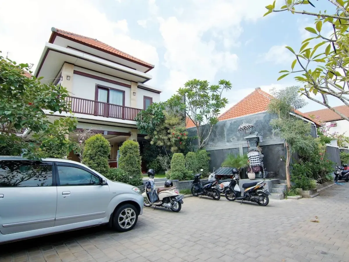 ZEN Rooms Batu Bolong Canggu