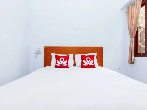 ZEN Rooms Batu Bolong Canggu - Photo 2