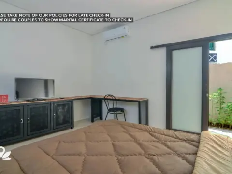 ZEN Rooms Cilandak KKO Syariah - Photo 2