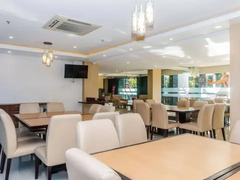 ZEN Rooms Denpasar Sidakarya - Photo 2