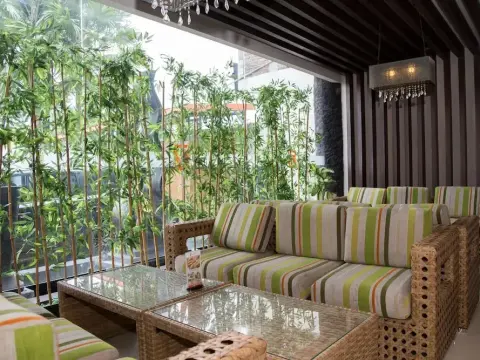 ZEN Rooms Kuta Sunset Road 2 - Foto 4