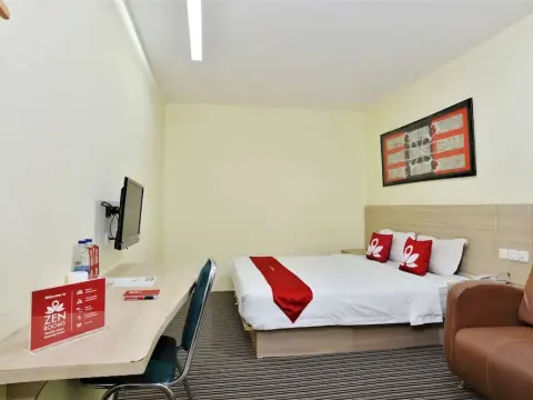 ZEN Rooms Rujia Pecenongan - Photo 4