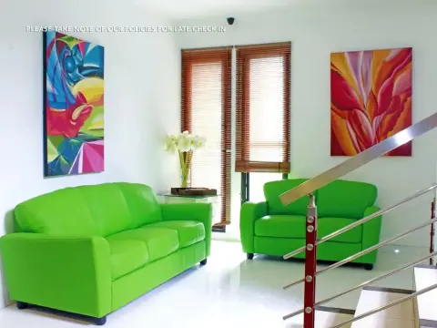 ZEN Rooms Setiabudi 15 - Photo 2