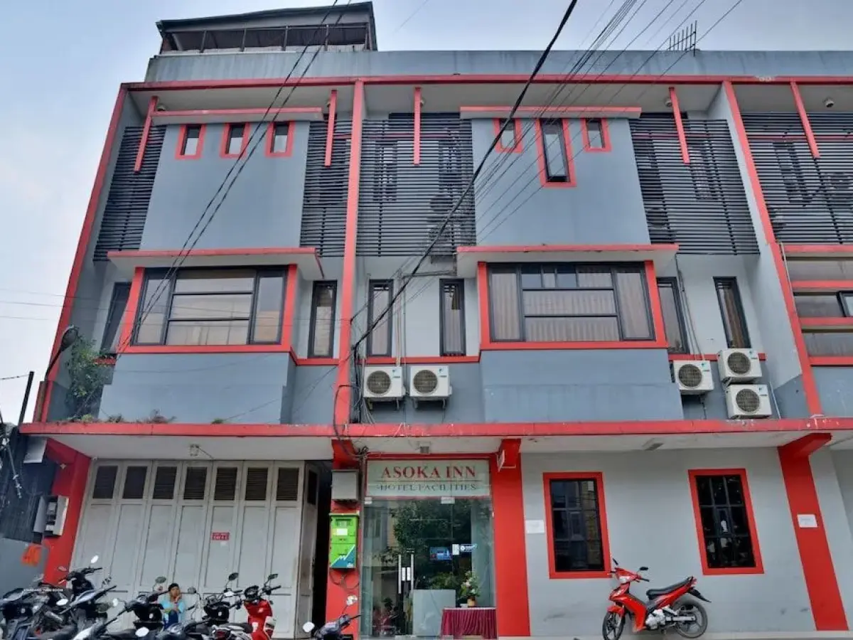 ZEN Rooms Sukasari Gegerkalong