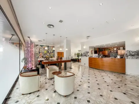 Abacus Hotel - фото 2