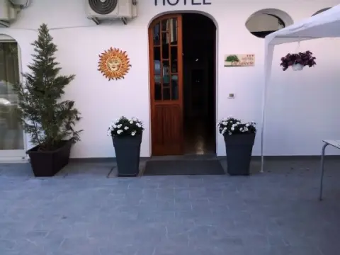 Al Saliceto Hotel - Photo 1