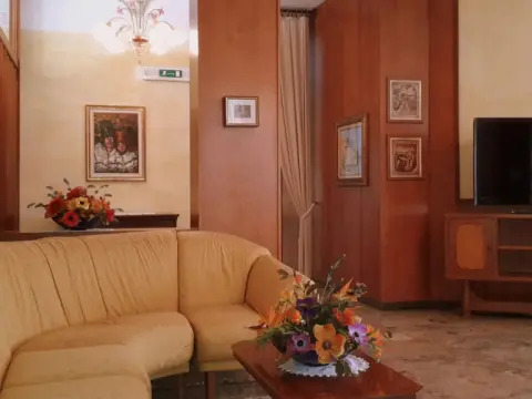 Albergo Ariston - Photo 2