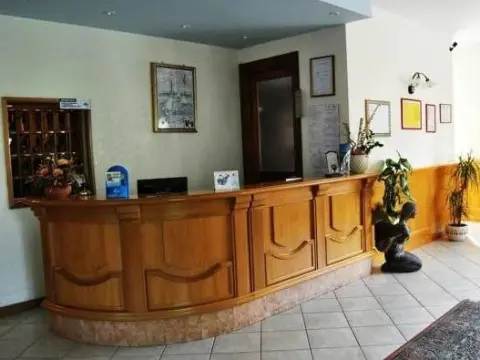 Albergo Genzianella - Photo 2