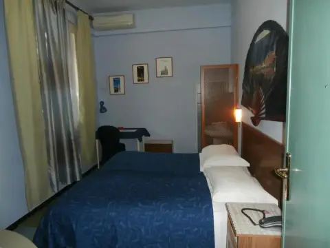Hotel Junior - Photo 3