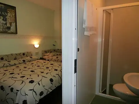 Hotel Junior - Photo 4