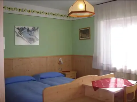 Albergo Ombrettola - Photo 2