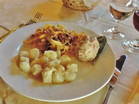 Albergo Ombrettola - Photo 4
