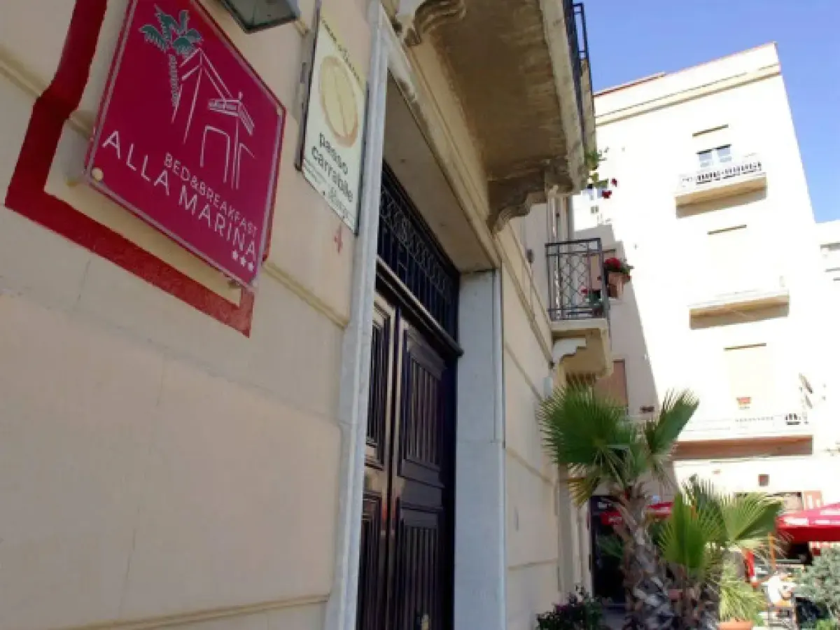 Alla Marina - Bed and Breakfast