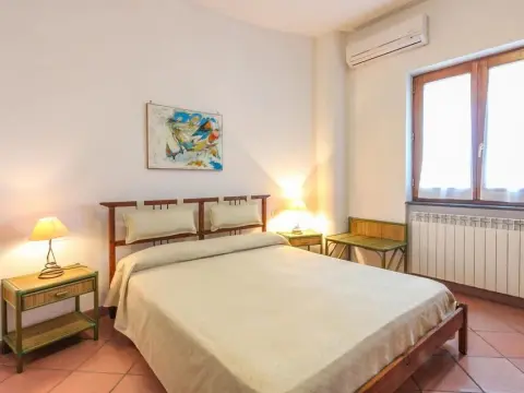 Amazing Apartment in S.maria Di C/te SA With 1 Bedrooms, Wifi and Outdoor Swimming Pool - фото 3