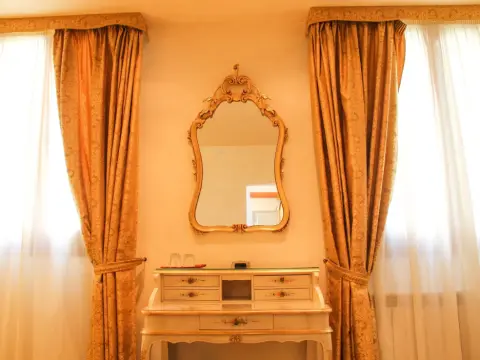 Angeles Inn - Photo 4