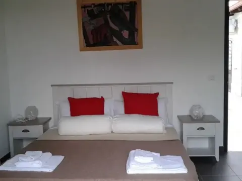 Apollonion Country House - Photo 3