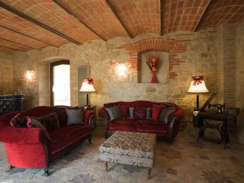 Assisi Country - Photo 1