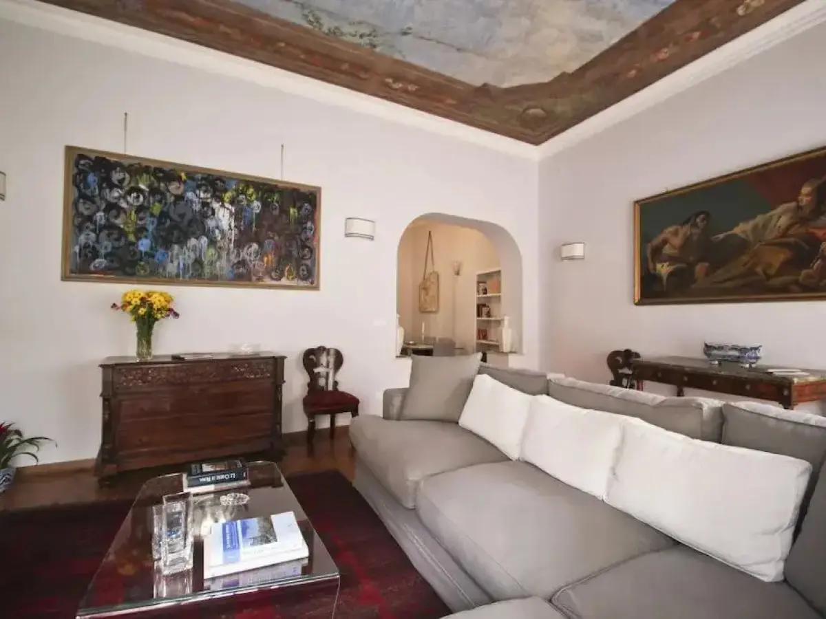 AT Roman Penthouse