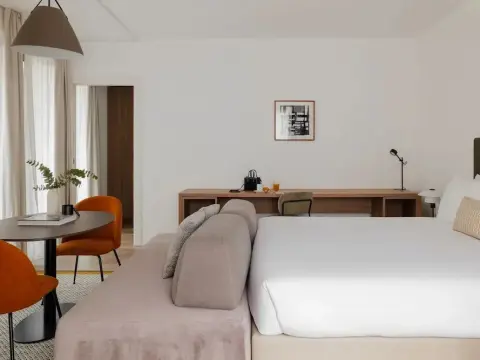 Atelier by Sonder - Photo 1