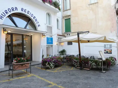 Aurora Residence - Photo 1