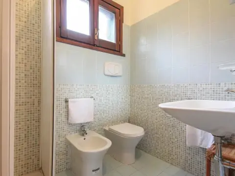 Awesome Apartment in Costa Rei -ca- With 2 Bedrooms and Wifi - Photo 4