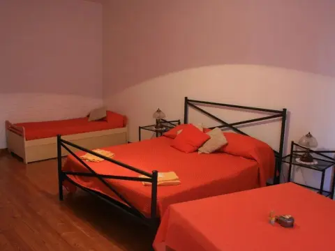 B & B Guerrero - Photo 3